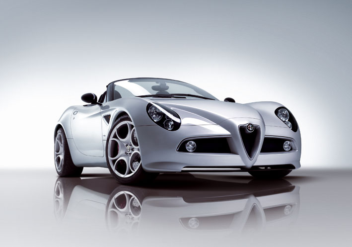 UserFiles/Image/news/2008/Geneva_2008/Alfa Romeo/8C_Spider_1_big.jpg